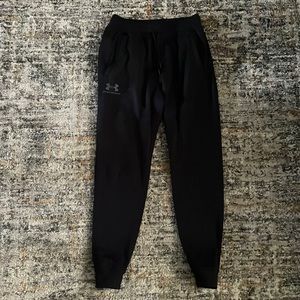 Medium men’s cold gear under armour joggers